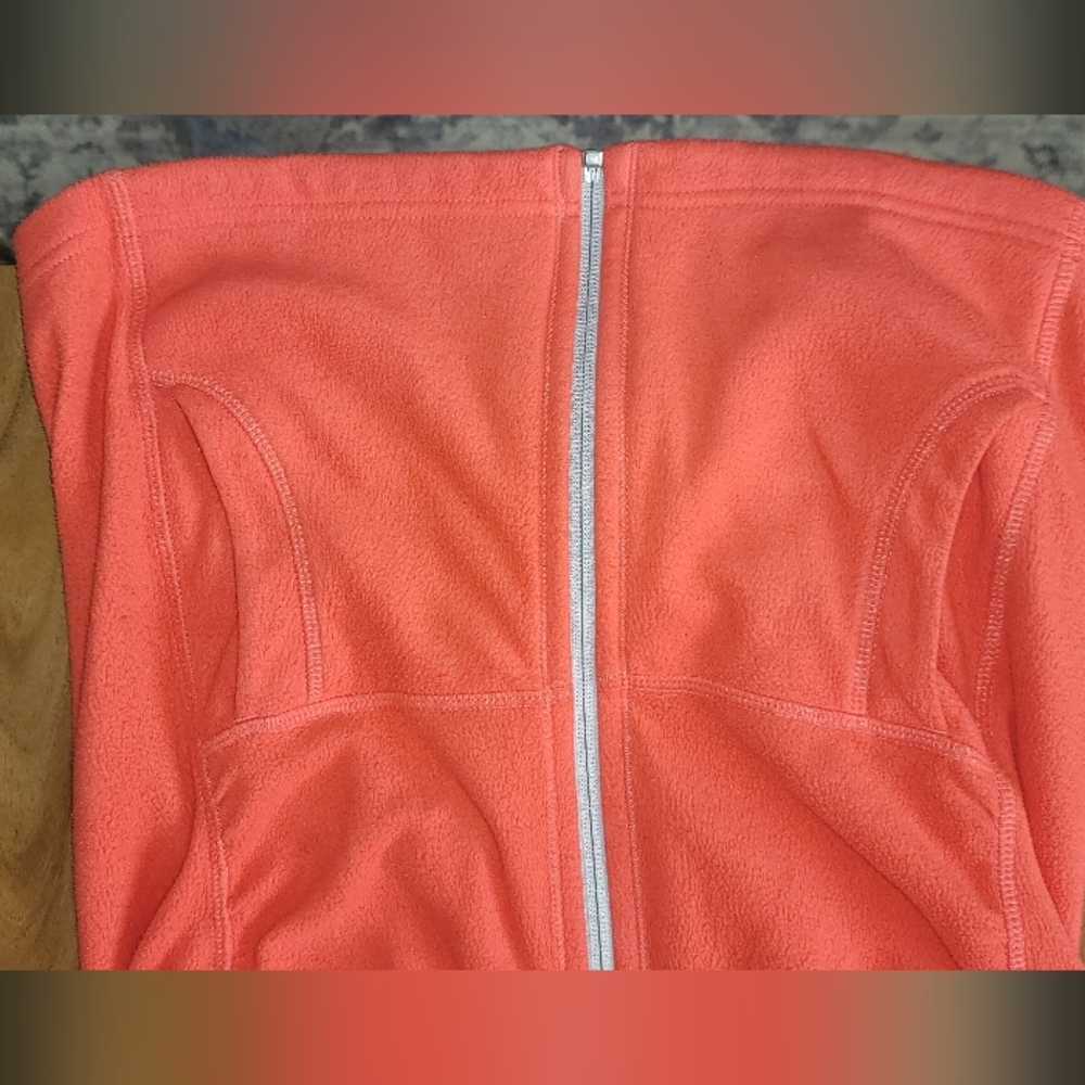 The North Face fleece jacket- Women Small Coral Hood - Picture 6 of 6